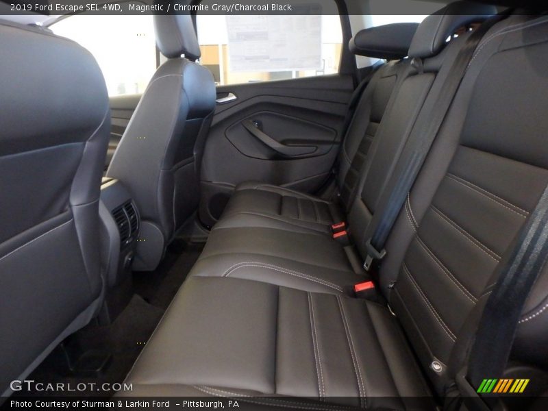 Magnetic / Chromite Gray/Charcoal Black 2019 Ford Escape SEL 4WD