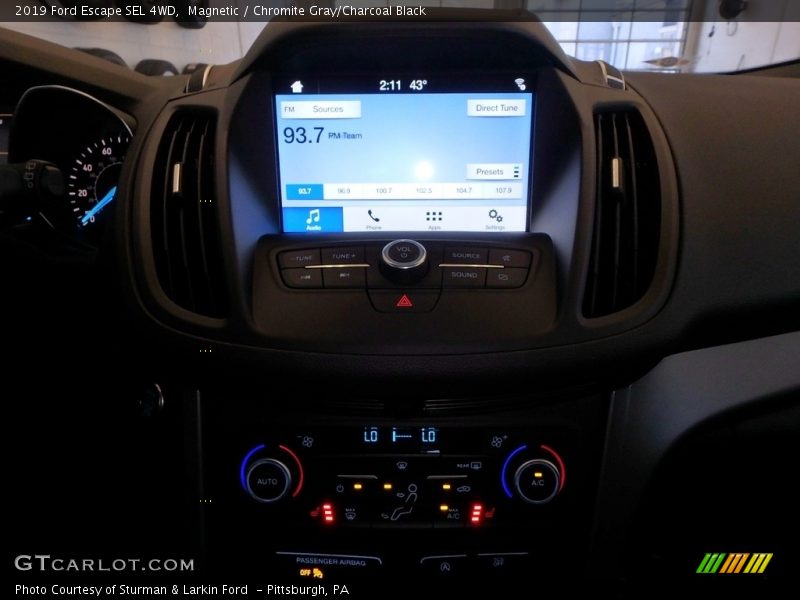 Magnetic / Chromite Gray/Charcoal Black 2019 Ford Escape SEL 4WD