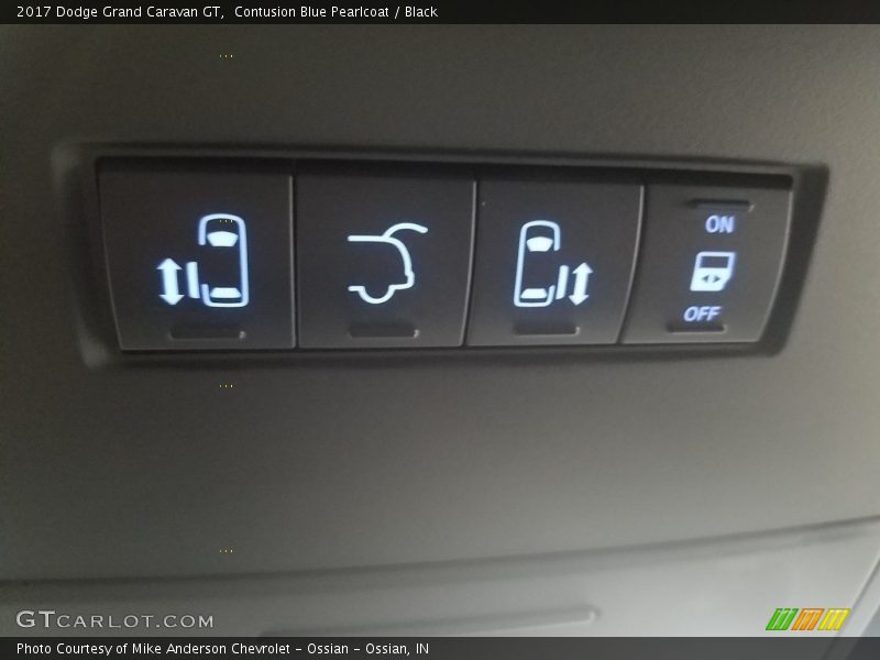 Contusion Blue Pearlcoat / Black 2017 Dodge Grand Caravan GT