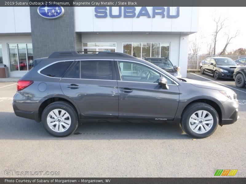 Magnetite Gray Metallic / Slate Black 2019 Subaru Outback 2.5i Premium