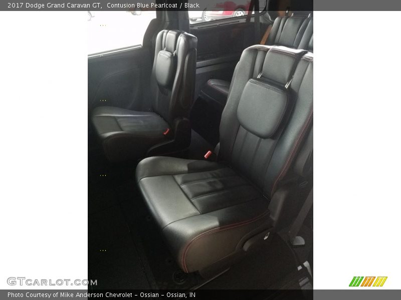 Contusion Blue Pearlcoat / Black 2017 Dodge Grand Caravan GT