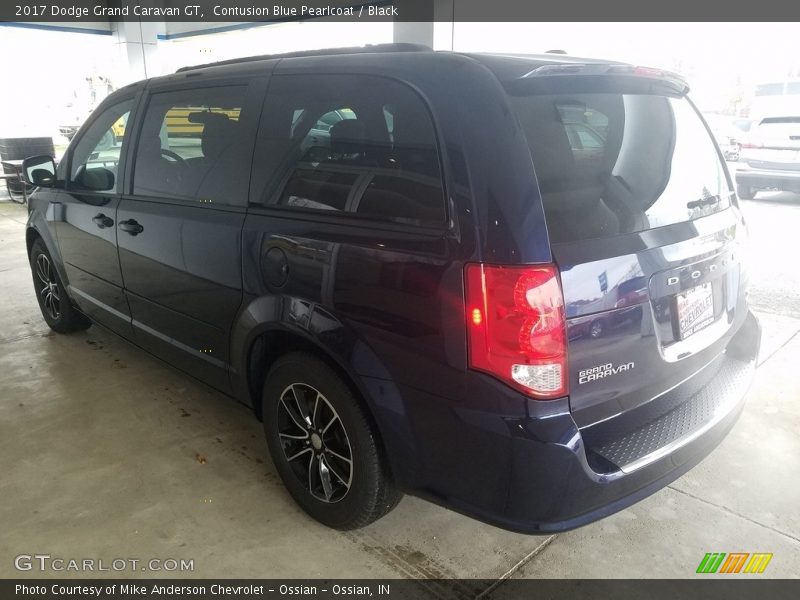 Contusion Blue Pearlcoat / Black 2017 Dodge Grand Caravan GT