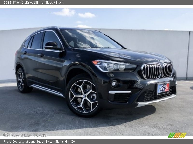 Front 3/4 View of 2018 X1 sDrive28i