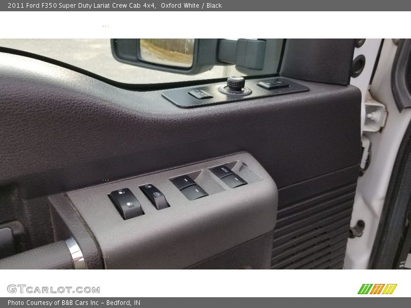 Oxford White / Black 2011 Ford F350 Super Duty Lariat Crew Cab 4x4