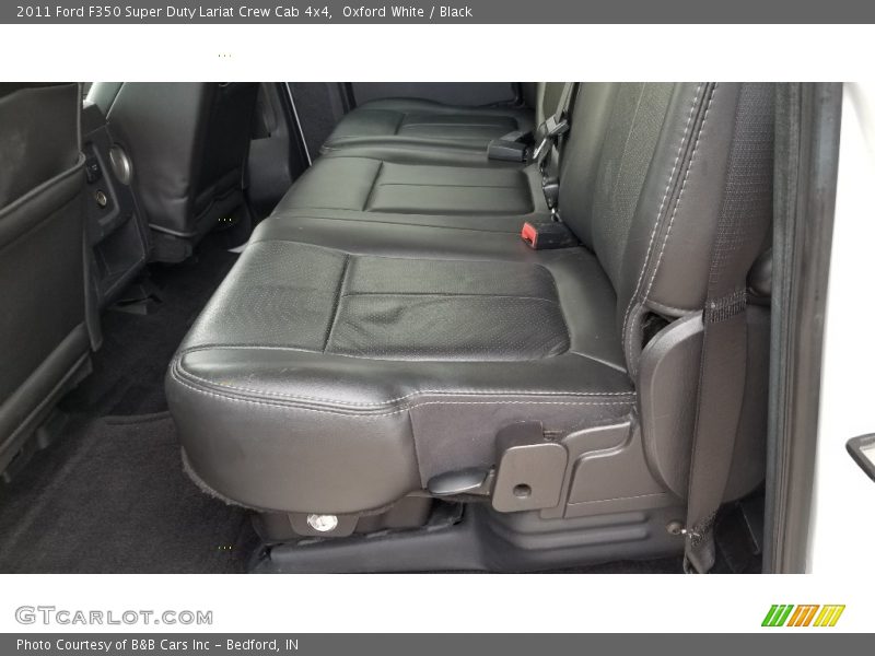 Oxford White / Black 2011 Ford F350 Super Duty Lariat Crew Cab 4x4