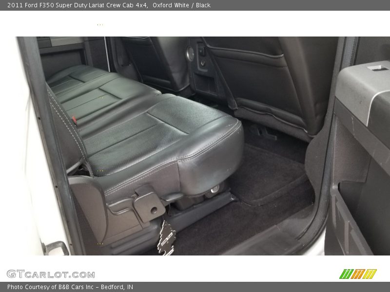 Oxford White / Black 2011 Ford F350 Super Duty Lariat Crew Cab 4x4