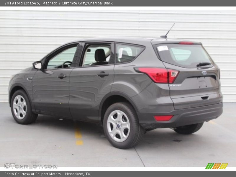 Magnetic / Chromite Gray/Charcoal Black 2019 Ford Escape S