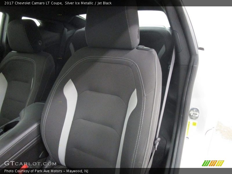 Silver Ice Metallic / Jet Black 2017 Chevrolet Camaro LT Coupe