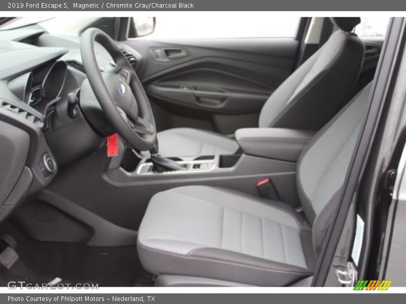 Magnetic / Chromite Gray/Charcoal Black 2019 Ford Escape S