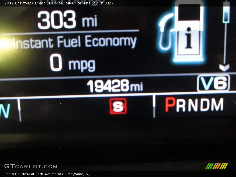 Silver Ice Metallic / Jet Black 2017 Chevrolet Camaro LT Coupe
