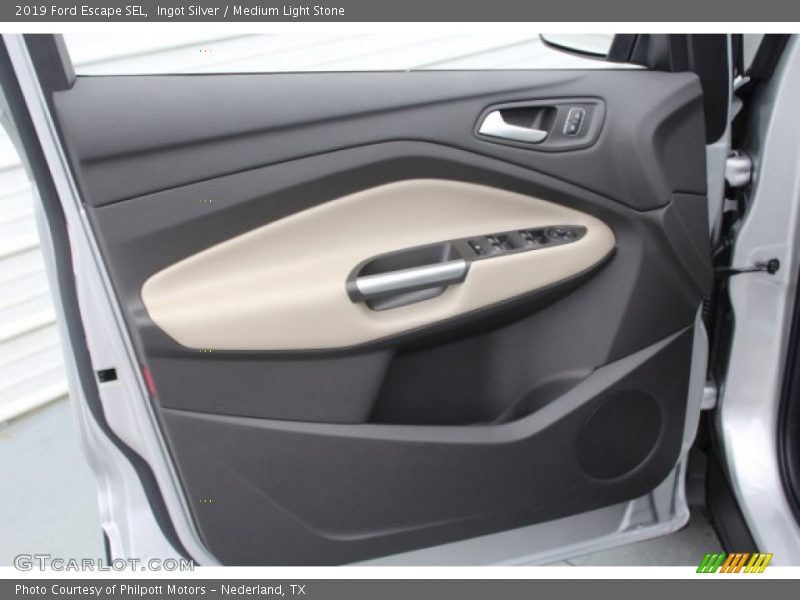 Door Panel of 2019 Escape SEL