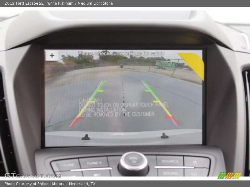 White Platinum / Medium Light Stone 2019 Ford Escape SE