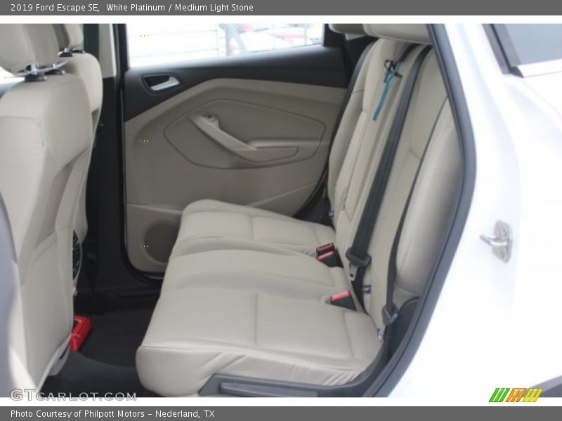 White Platinum / Medium Light Stone 2019 Ford Escape SE