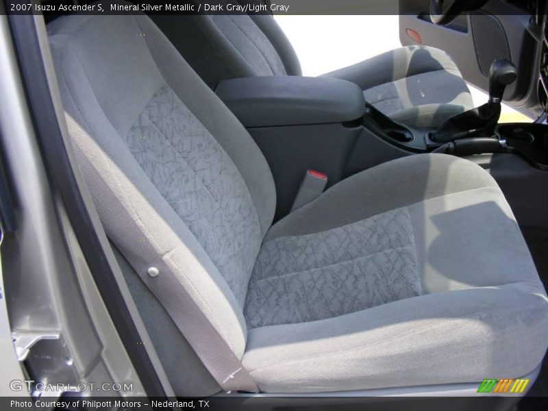 Mineral Silver Metallic / Dark Gray/Light Gray 2007 Isuzu Ascender S