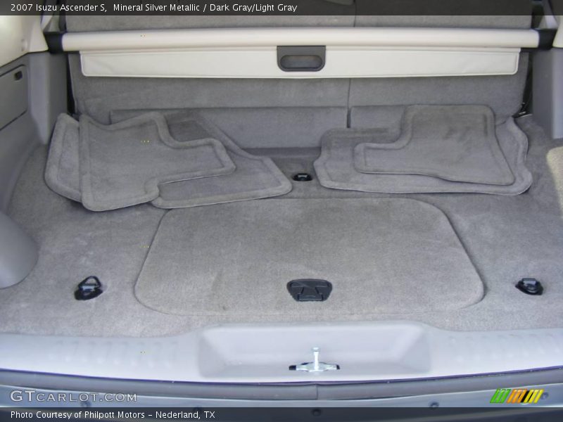 Mineral Silver Metallic / Dark Gray/Light Gray 2007 Isuzu Ascender S