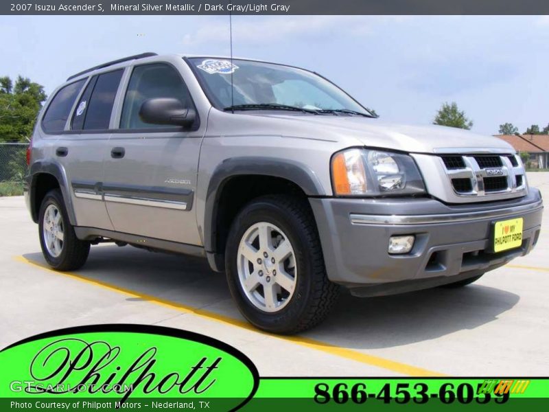 Mineral Silver Metallic / Dark Gray/Light Gray 2007 Isuzu Ascender S
