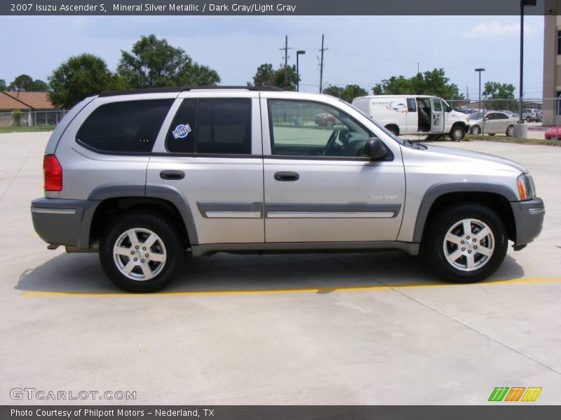 Mineral Silver Metallic / Dark Gray/Light Gray 2007 Isuzu Ascender S