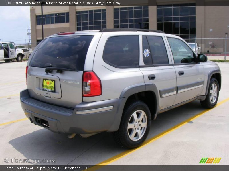Mineral Silver Metallic / Dark Gray/Light Gray 2007 Isuzu Ascender S