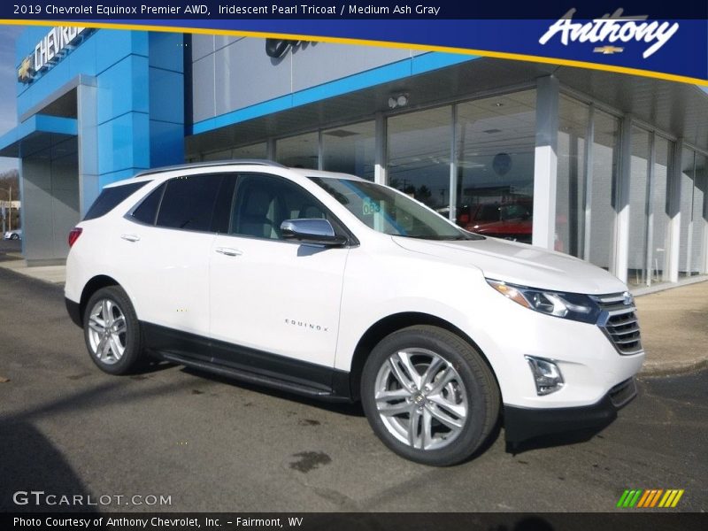 Iridescent Pearl Tricoat / Medium Ash Gray 2019 Chevrolet Equinox Premier AWD