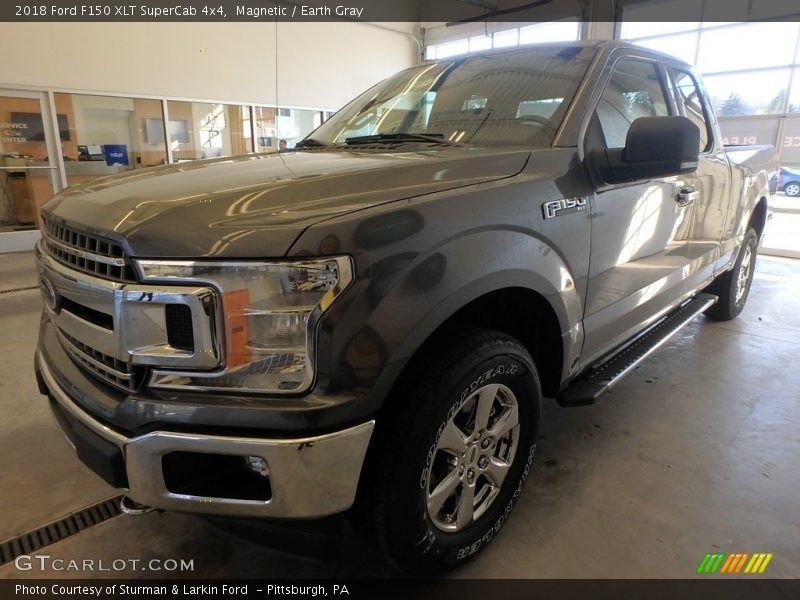 Magnetic / Earth Gray 2018 Ford F150 XLT SuperCab 4x4