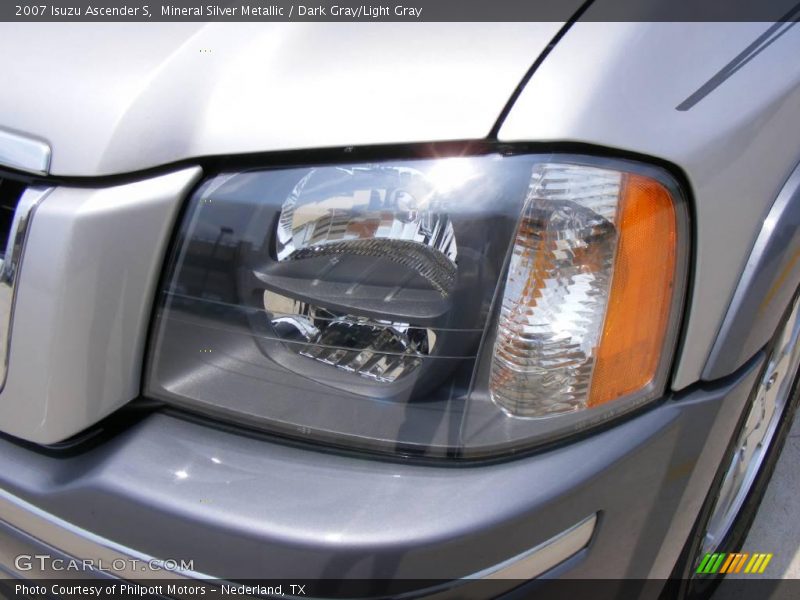 Mineral Silver Metallic / Dark Gray/Light Gray 2007 Isuzu Ascender S