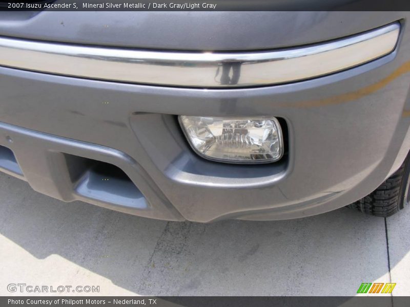 Mineral Silver Metallic / Dark Gray/Light Gray 2007 Isuzu Ascender S