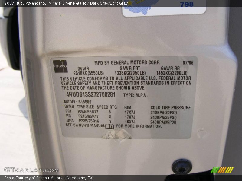 Mineral Silver Metallic / Dark Gray/Light Gray 2007 Isuzu Ascender S