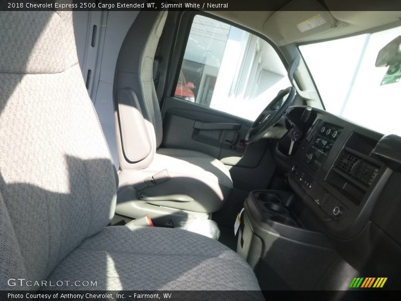 Summit White / Neutral 2018 Chevrolet Express 2500 Cargo Extended WT
