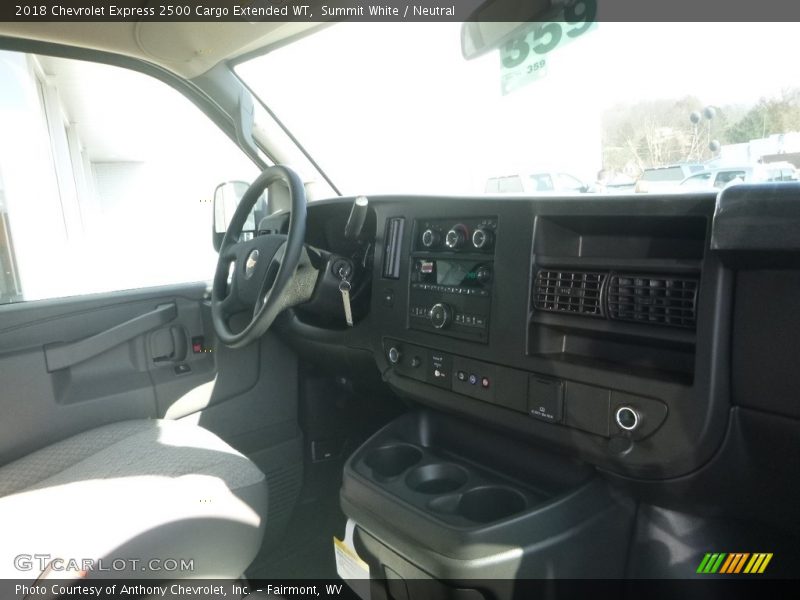 Summit White / Neutral 2018 Chevrolet Express 2500 Cargo Extended WT