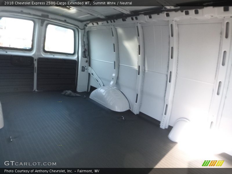 Summit White / Neutral 2018 Chevrolet Express 2500 Cargo Extended WT