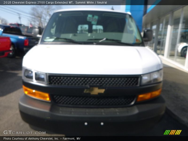 Summit White / Neutral 2018 Chevrolet Express 2500 Cargo Extended WT