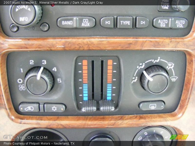 Mineral Silver Metallic / Dark Gray/Light Gray 2007 Isuzu Ascender S