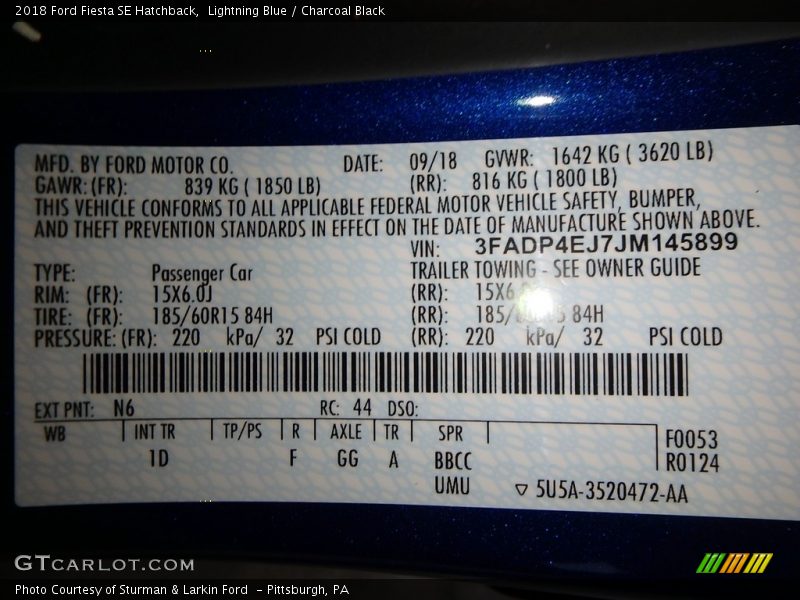 Lightning Blue / Charcoal Black 2018 Ford Fiesta SE Hatchback