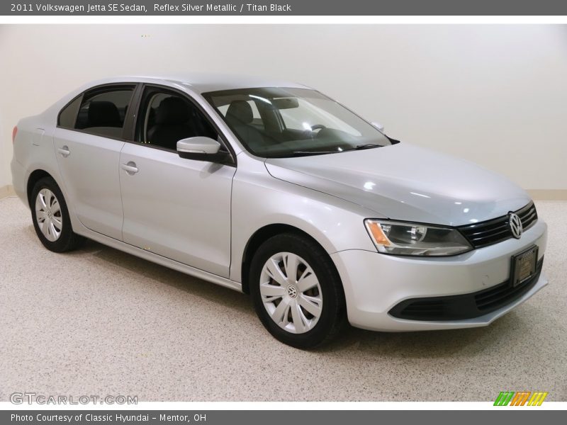Reflex Silver Metallic / Titan Black 2011 Volkswagen Jetta SE Sedan