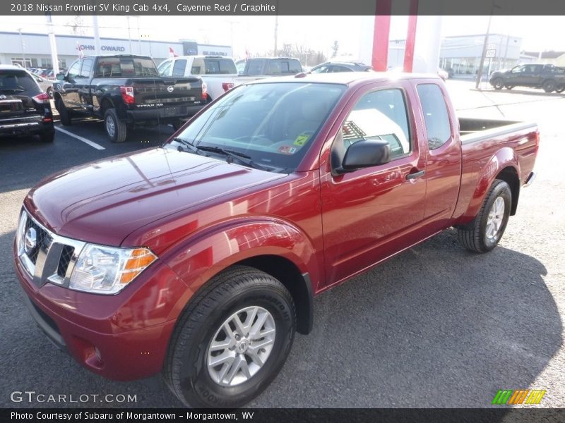 Front 3/4 View of 2018 Frontier SV King Cab 4x4