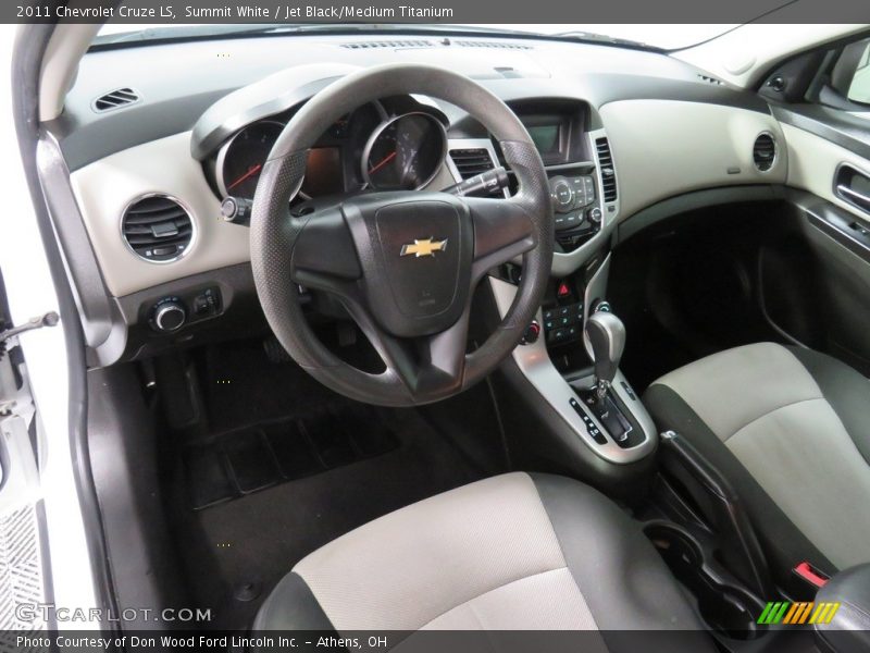Summit White / Jet Black/Medium Titanium 2011 Chevrolet Cruze LS