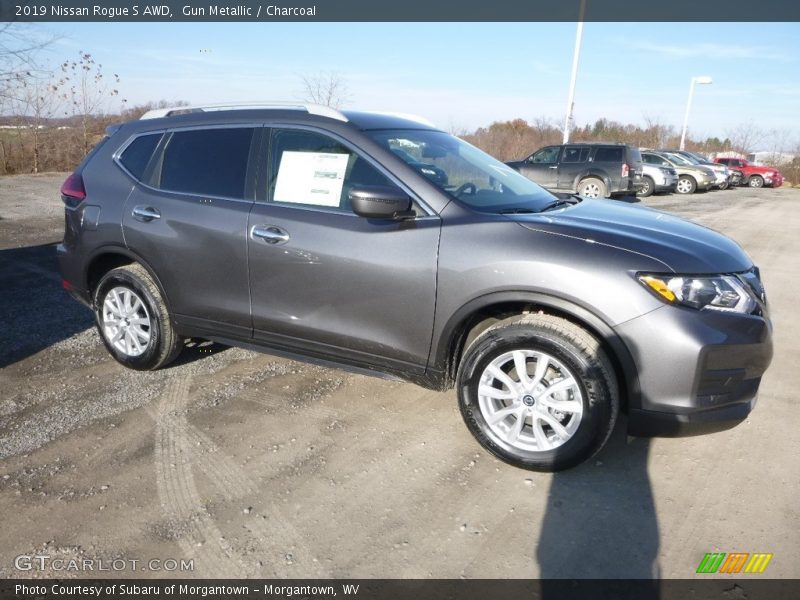Gun Metallic / Charcoal 2019 Nissan Rogue S AWD
