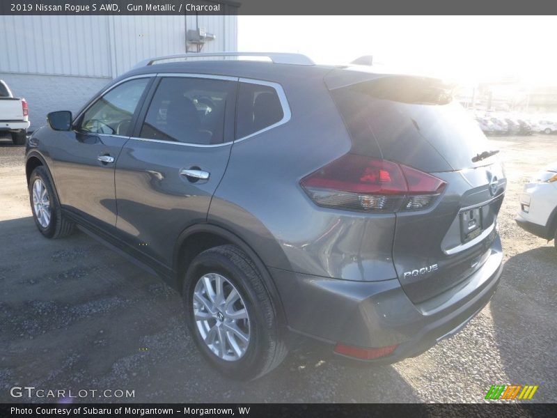 Gun Metallic / Charcoal 2019 Nissan Rogue S AWD