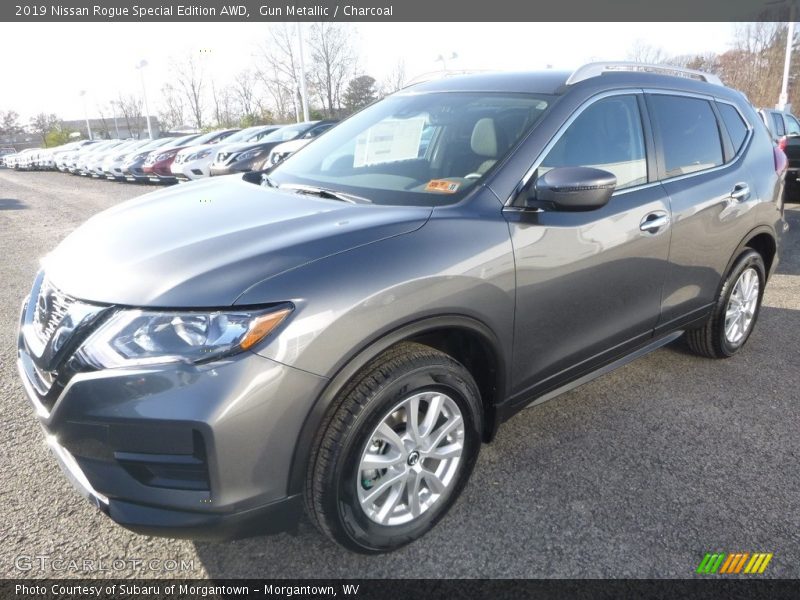Front 3/4 View of 2019 Rogue Special Edition AWD