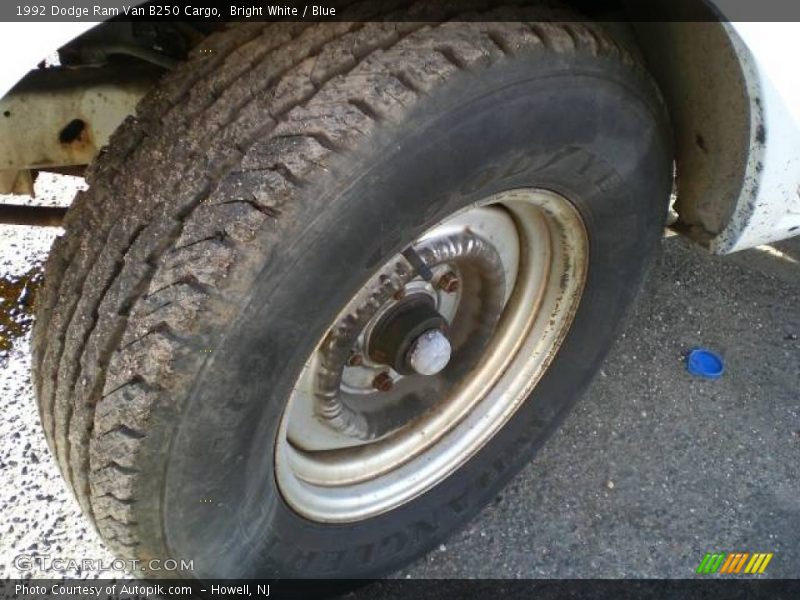 Bright White / Blue 1992 Dodge Ram Van B250 Cargo