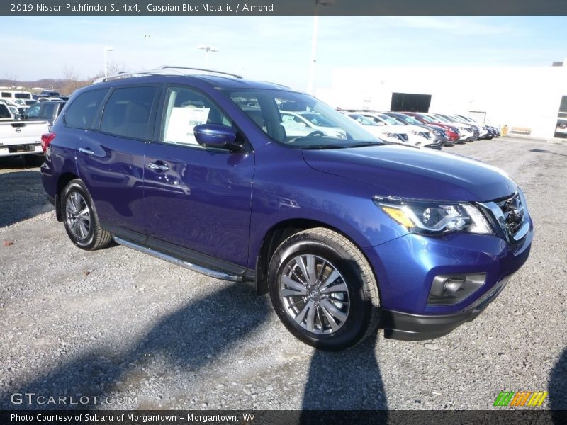 Front 3/4 View of 2019 Pathfinder SL 4x4