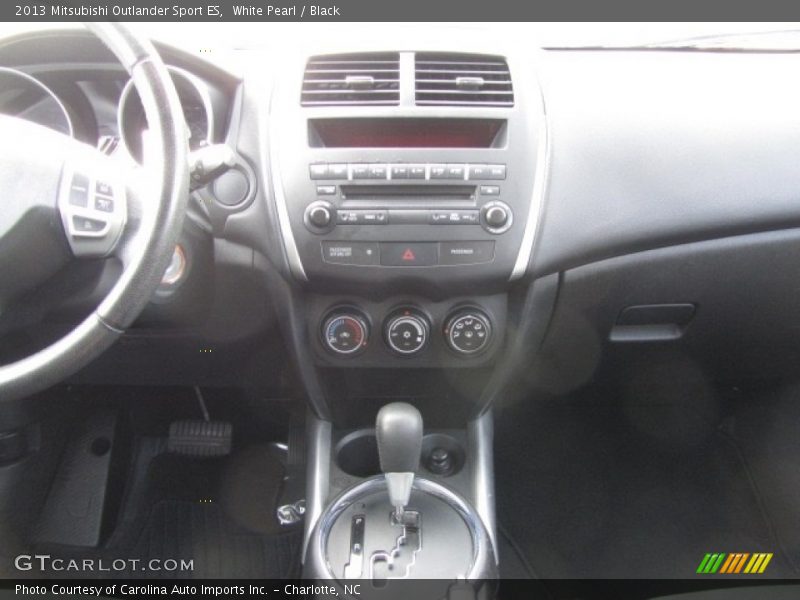 White Pearl / Black 2013 Mitsubishi Outlander Sport ES