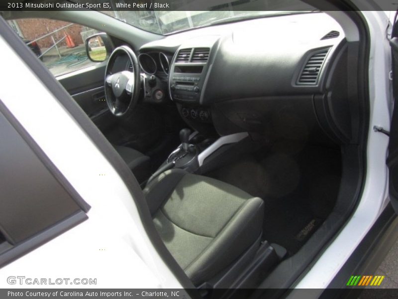 White Pearl / Black 2013 Mitsubishi Outlander Sport ES