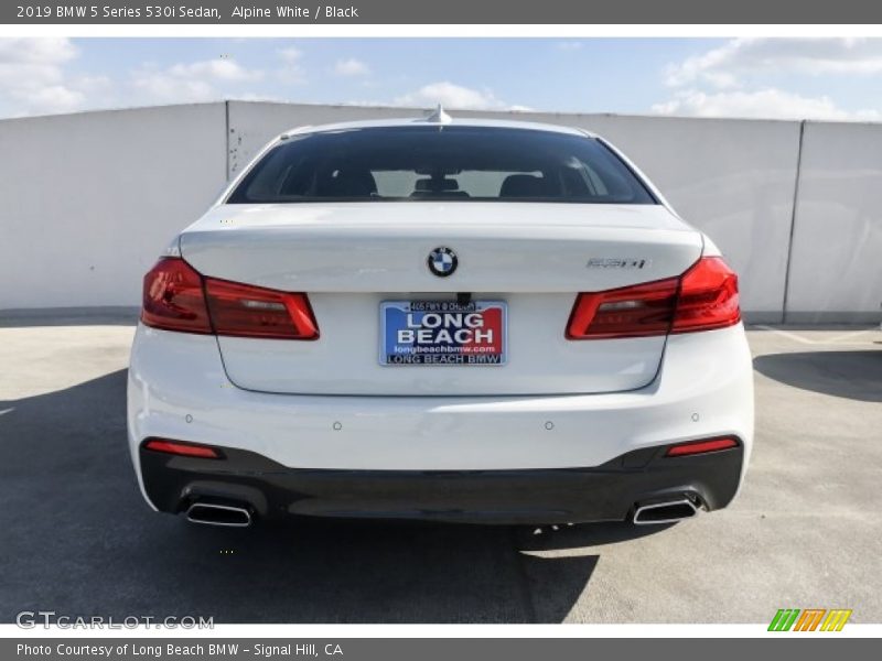 Alpine White / Black 2019 BMW 5 Series 530i Sedan