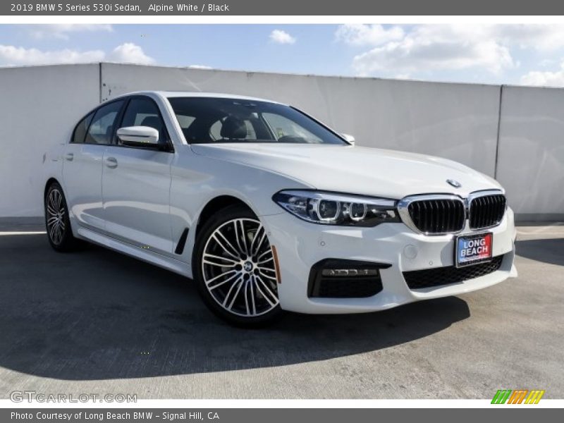 Alpine White / Black 2019 BMW 5 Series 530i Sedan