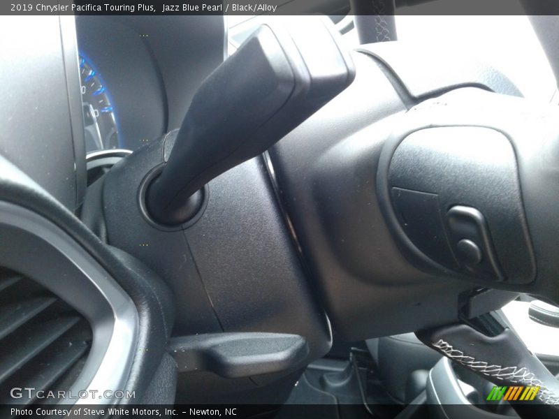 Jazz Blue Pearl / Black/Alloy 2019 Chrysler Pacifica Touring Plus