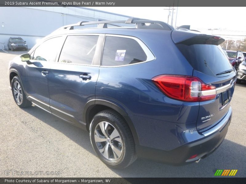 Abyss Blue Pearl / Warm Ivory 2019 Subaru Ascent Premium