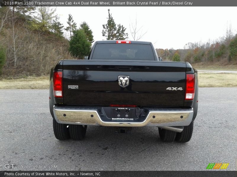 Brilliant Black Crystal Pearl / Black/Diesel Gray 2018 Ram 3500 Tradesman Crew Cab 4x4 Dual Rear Wheel