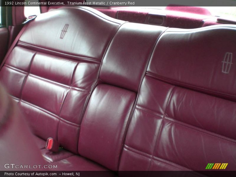 Titanium Frost Metallic / Cranberry Red 1992 Lincoln Continental Executive