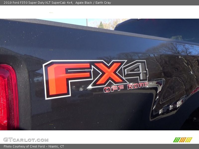 Agate Black / Earth Gray 2019 Ford F350 Super Duty XLT SuperCab 4x4